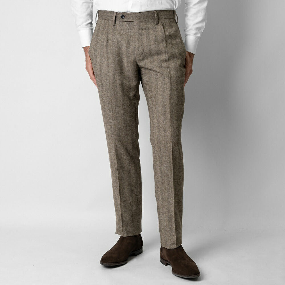 ジェルマーノ GERMANO スラックス 321G-9619 ワンプリーツ ウール ヘリンボーン ブラウン グレー 24秋冬 テーパード シャドーストライプ スラックス ストレッチ ワンプリーツ ビジネス メンズ イタリア パンツ