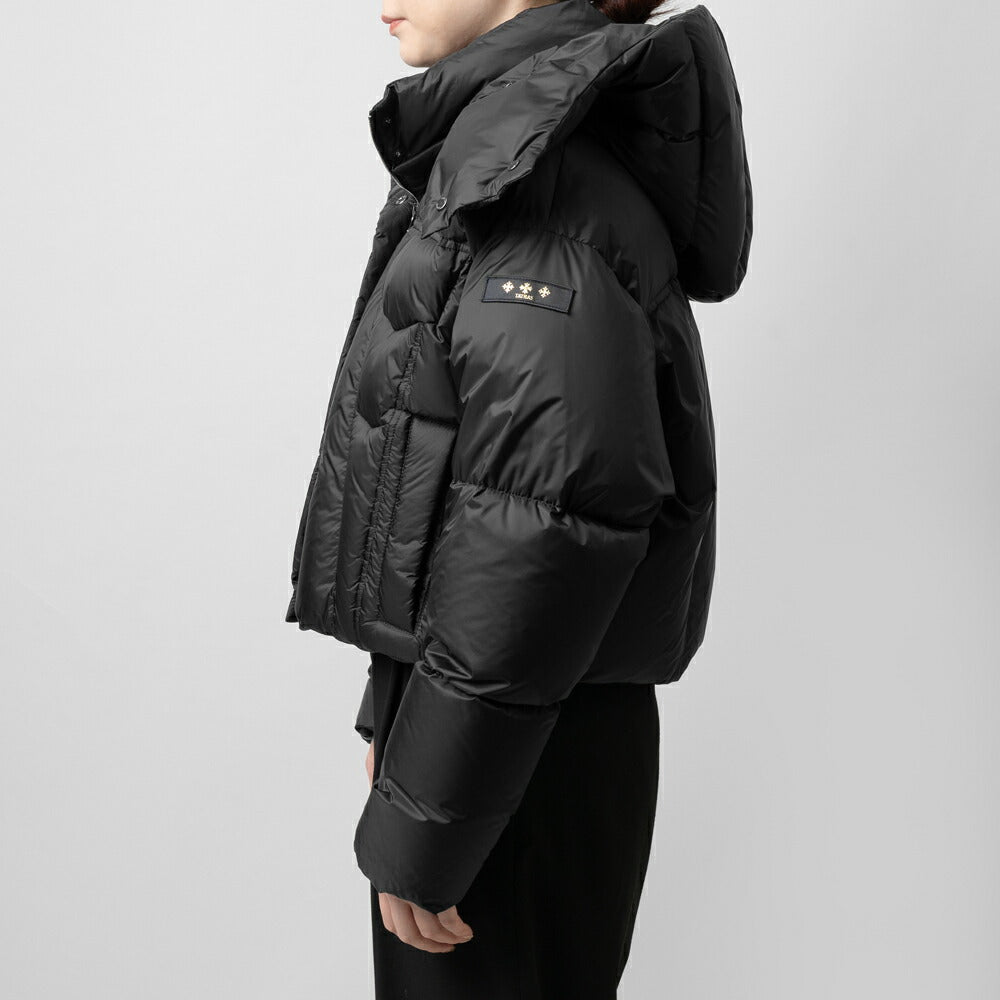 【返品不可】タトラス TATRAS ダウンジャケット レディース SPIRA スピラ LTKE24A4259-D ダウン ブラック 冬 軽量 暖かい 大きいサイズ アウター ショート丈 クロップド丈 ショート ブランド 高級 シンプル カジュアル きれいめ フード付き