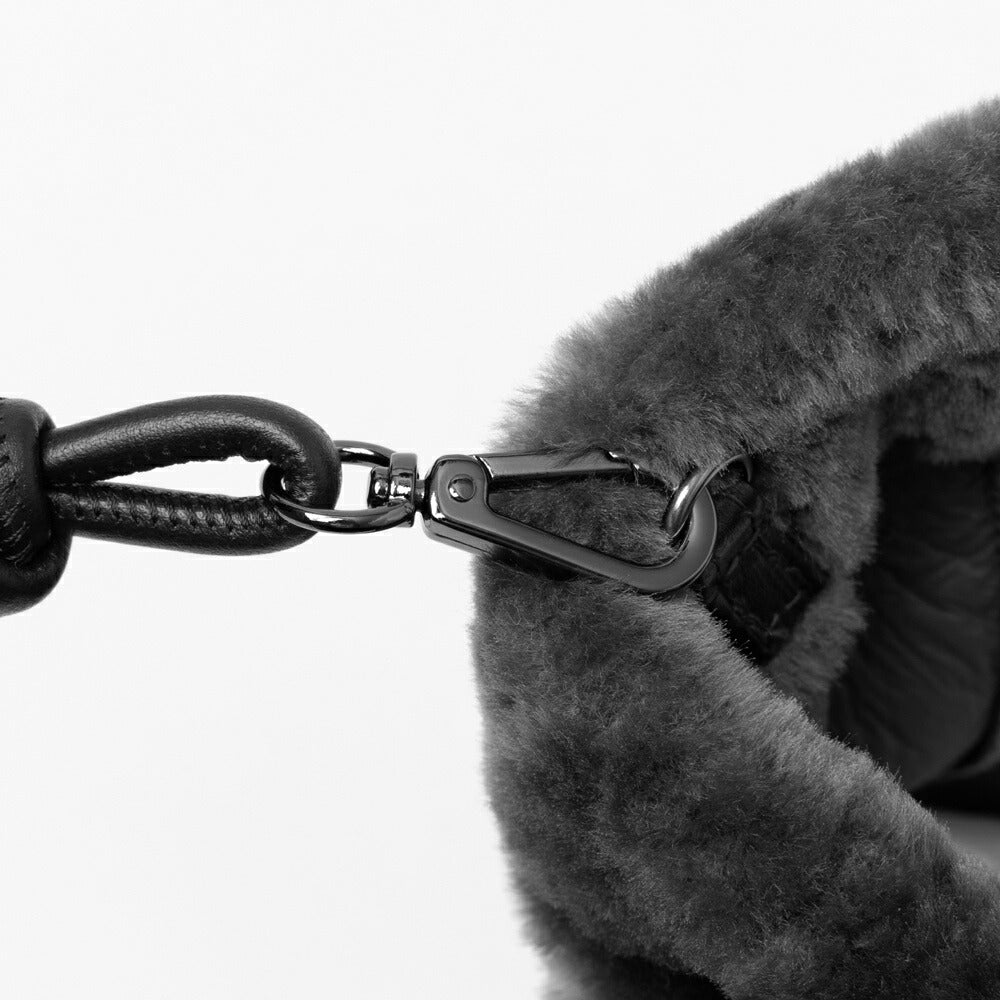 LISA CONTE リサコンテ BRILLA ボアバッグ ムートン