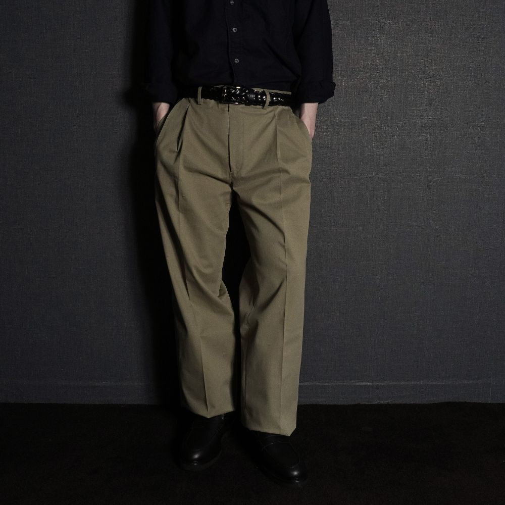 ジェルマーノ GERMANO ワイドチノ ツープリーツ 3OSG-3822 後染め ギャバジン コットン チノ ワイド パンツ ストレッチ チノ 25秋冬 ブラック ネイビー ベージュ カーキ チノパン チノパンツ インポートイタリア