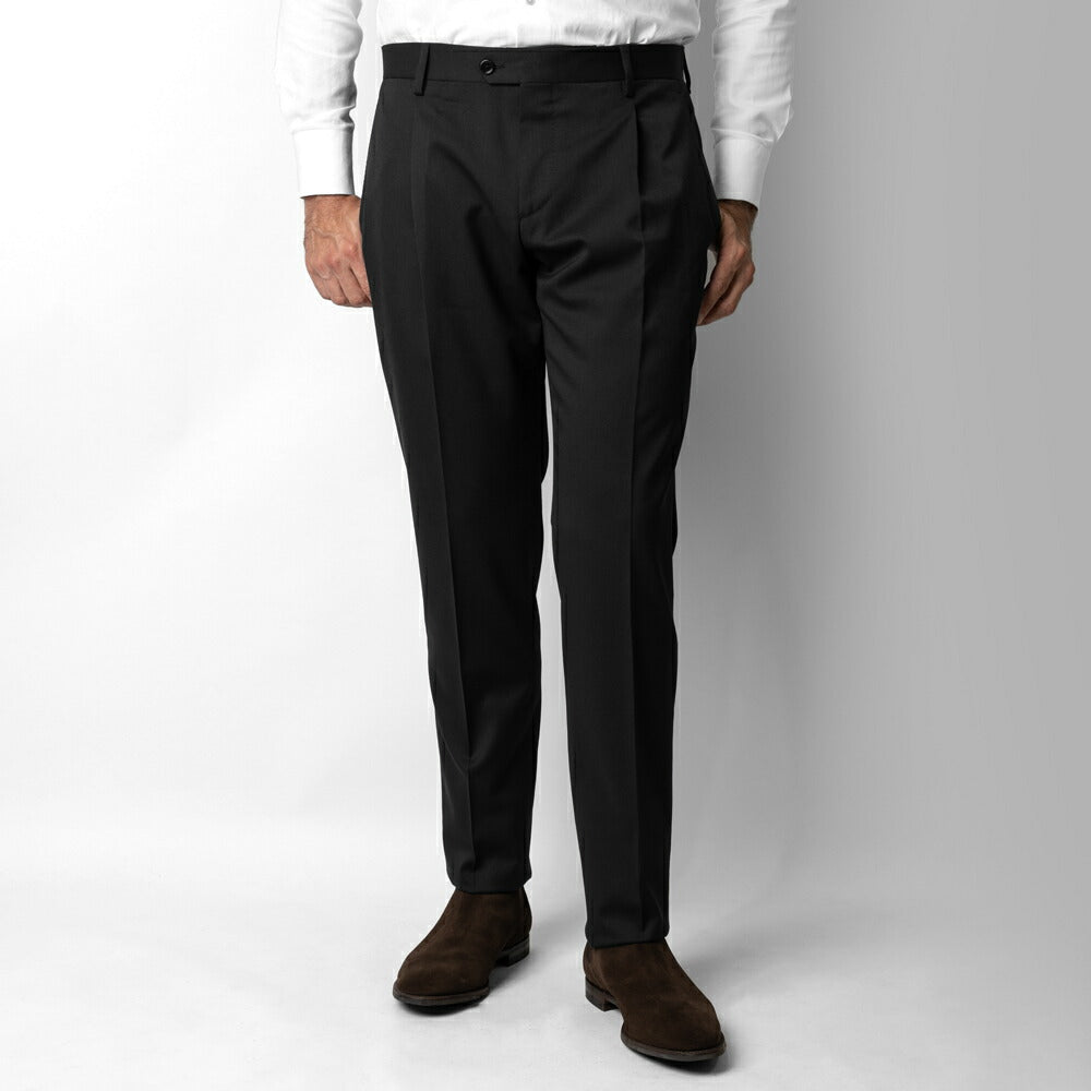 ラルディーニ LARDINI スーツ IV148E-IVEL63703 ジャケット 1プリーツパンツ EASY WEAR 高機能 ウール ストレッチウール ブラック ネイビー グレー オールシーズン メンズ セット セットアップ ブランド フォーマル 開き見せ  サイドベンツ 高級 クラシコ イタリア